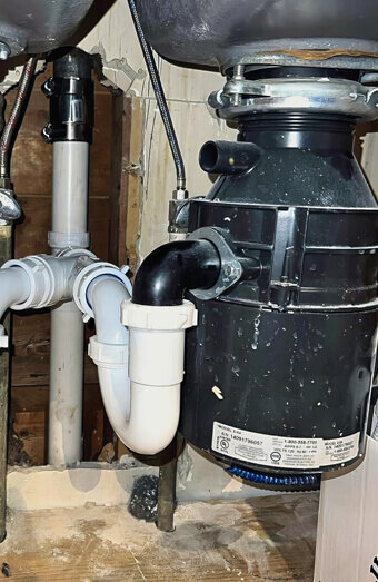 https://plumberhillarys.com.au/uploads/2025/06/blocked-drains-220885.jpg