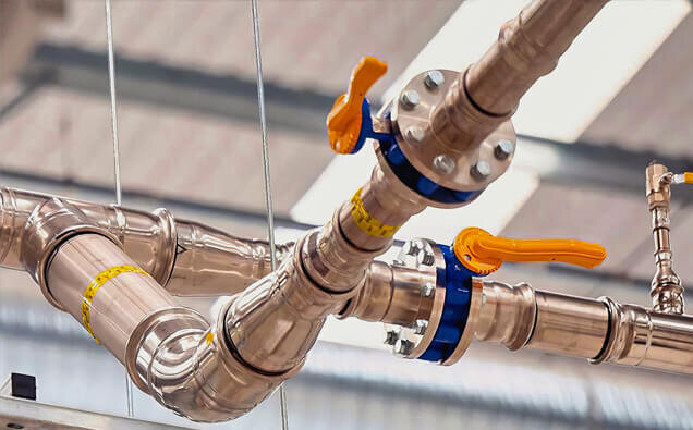 https://plumberhillarys.com.au/uploads/2025/06/commercial-plumbing-790646.jpg