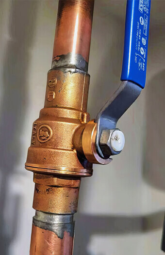 https://plumberhillarys.com.au/uploads/2025/06/gas-plumbing-719930.jpg